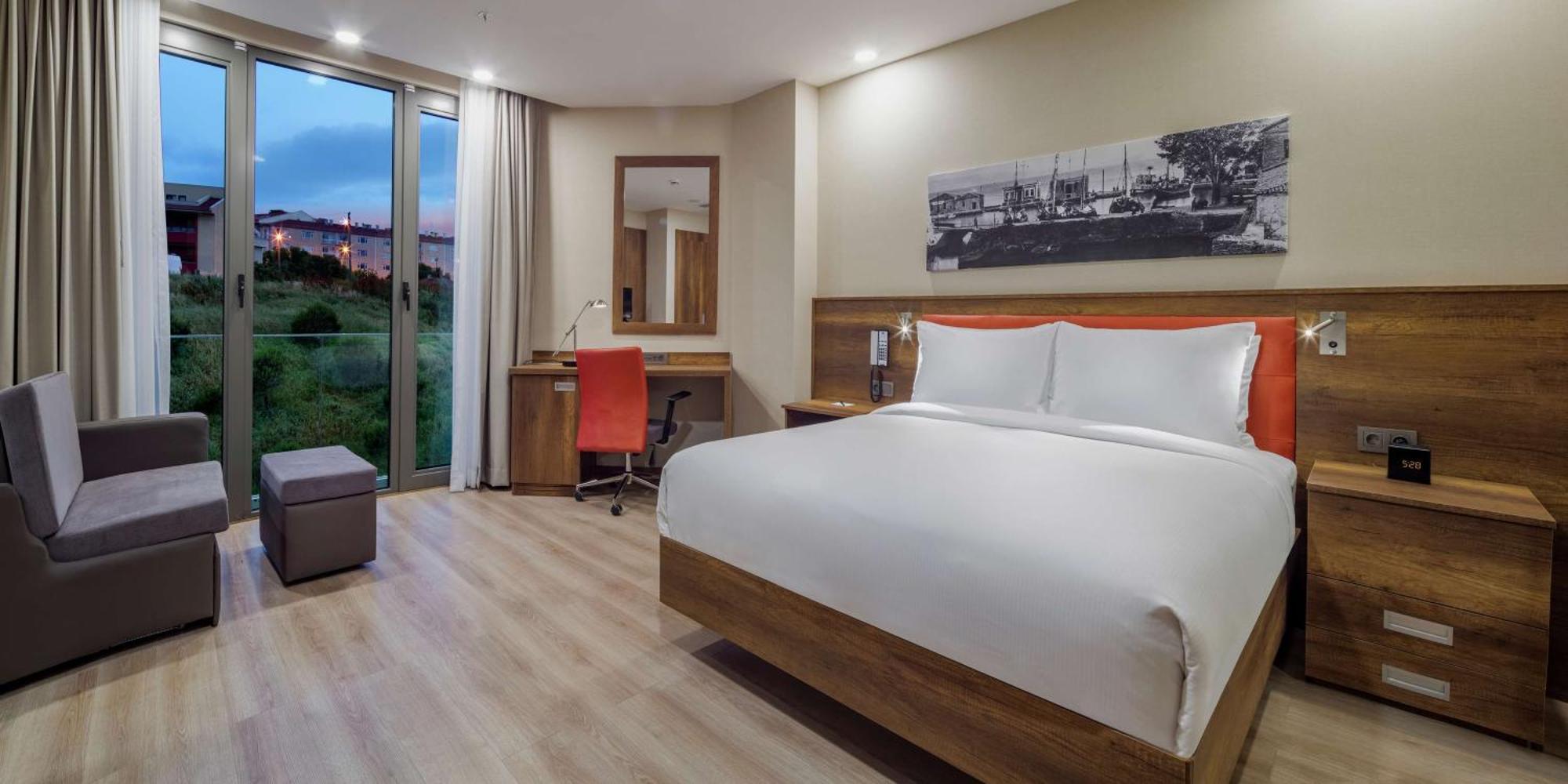 Hampton By Hilton Canakkale เกลีโบลู ภายนอก รูปภาพ