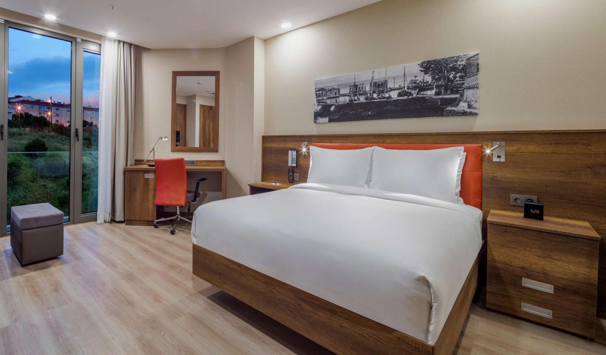 Hampton By Hilton Canakkale เกลีโบลู ภายนอก รูปภาพ